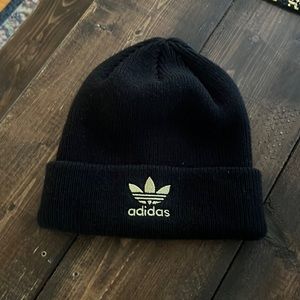 Adidas beanie